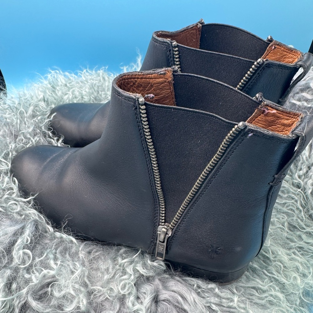 Frye Carly Double Zip Chelsea Boots